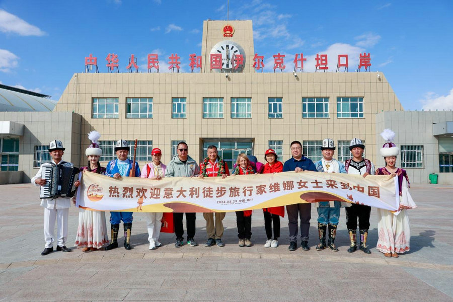 Italian traveler kicks off Silk Road trek